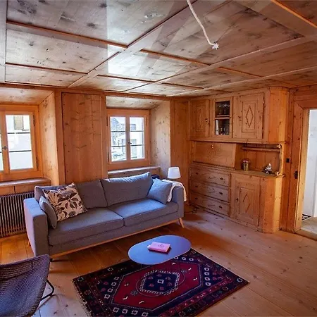 Apartment Tgesa Antgerna 1. Og *