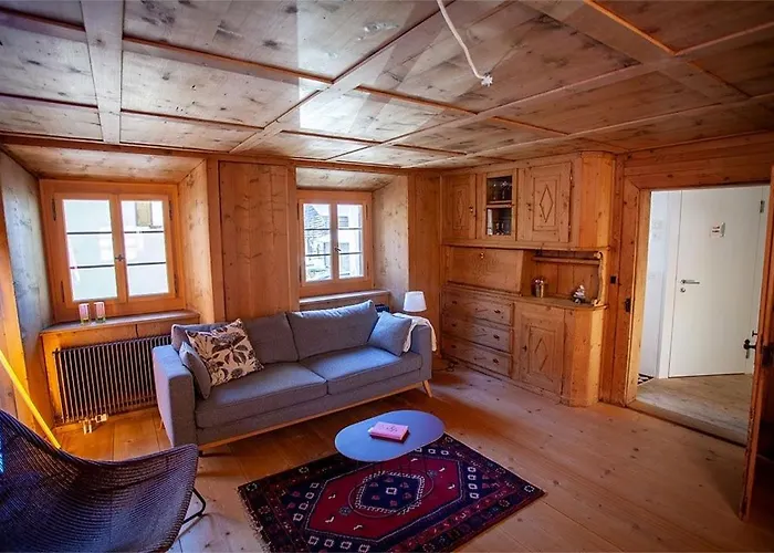 Apartman Tgesa Antgerna 1. Og *