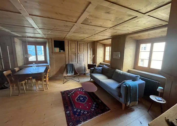 Apartman Tgesa Antgerna 1. Og *